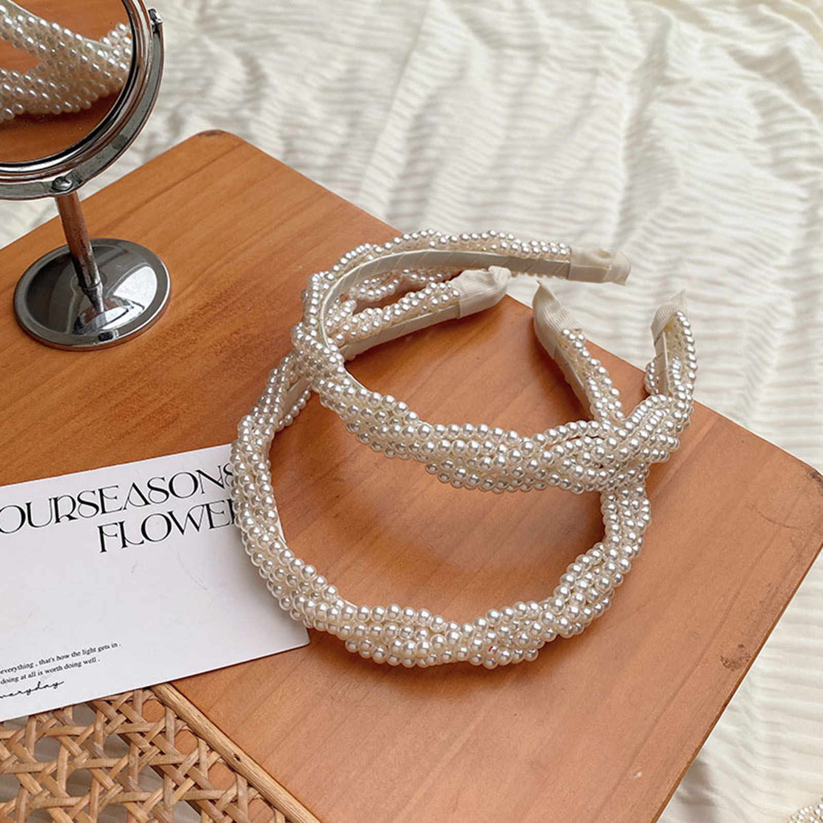 Elegant Pearl Headband for Wom - Ring Toss Outdoor ulasan dan harga